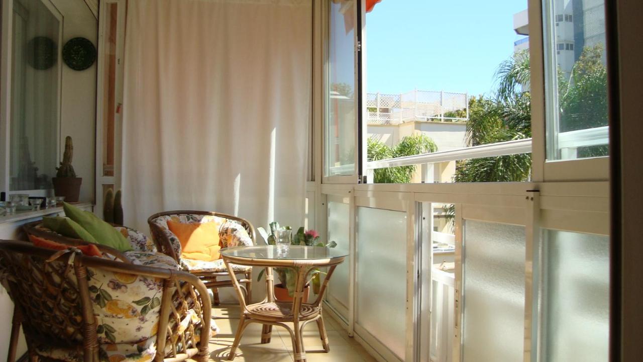 Apartamento La Carihuela - Urb. Eurosol Lägenhet Torremolinos Exteriör bild